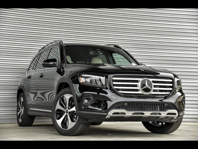 new 2025 Mercedes-Benz GLB 250 car, priced at $55,545
