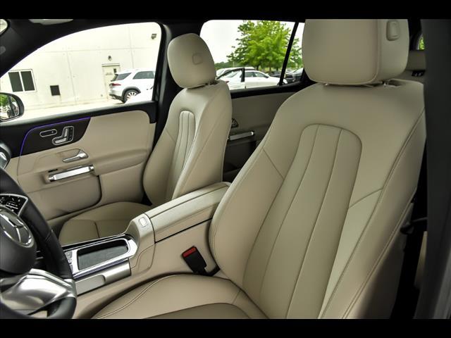 new 2025 Mercedes-Benz GLB 250 car, priced at $55,545