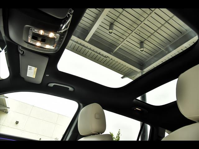 new 2025 Mercedes-Benz GLB 250 car, priced at $55,545