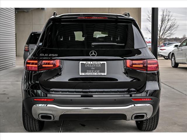used 2025 Mercedes-Benz GLB 250 car, priced at $38,984