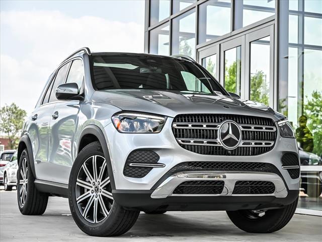 new 2025 Mercedes-Benz GLE 450 car, priced at $75,795