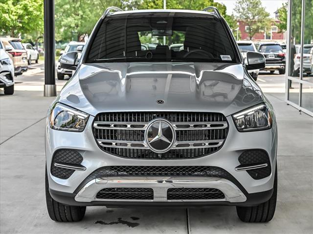 new 2025 Mercedes-Benz GLE 450 car, priced at $75,795