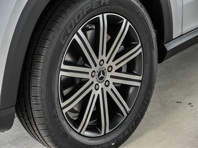 new 2025 Mercedes-Benz GLE 450 car, priced at $75,795