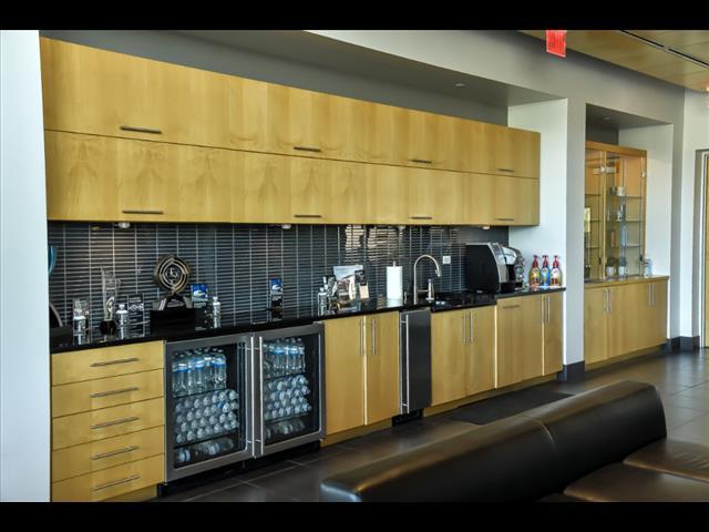 new 2025 Mercedes-Benz Sprinter 2500 car, priced at $70,164