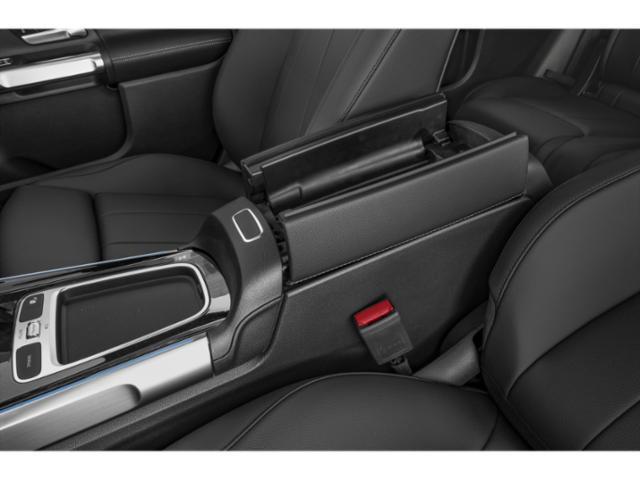 new 2026 Mercedes-Benz GLB 250 car