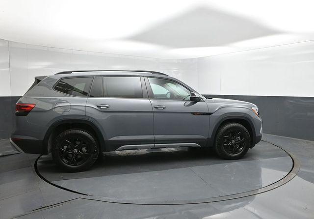 new 2026 Volkswagen Atlas car, priced at $45,345