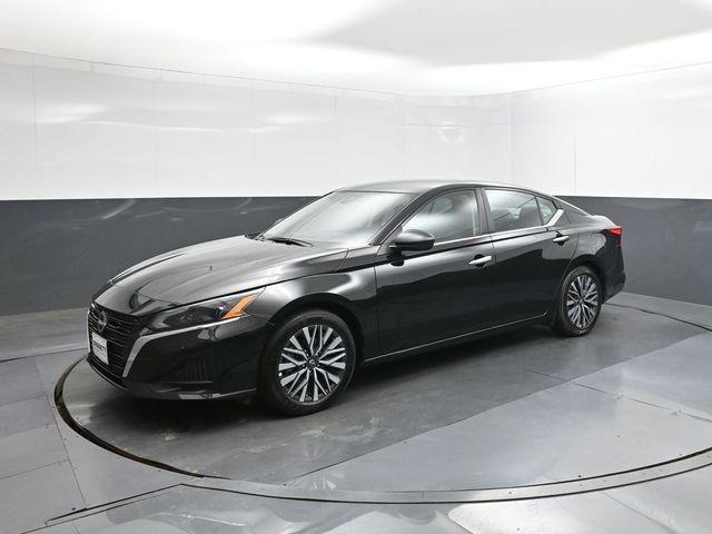 used 2025 Nissan Altima car, priced at $19,788