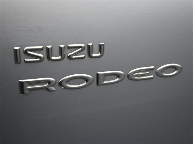 used 2000 Isuzu Rodeo car, priced at $7,991