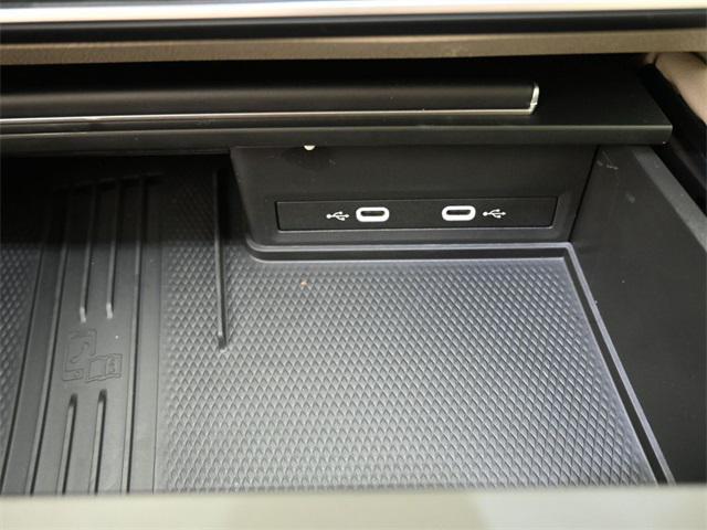 new 2026 Volkswagen Atlas car, priced at $37,361