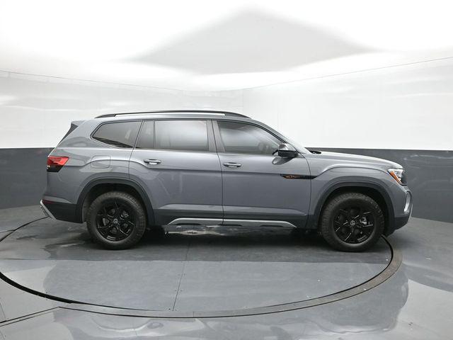 new 2026 Volkswagen Atlas car, priced at $48,479