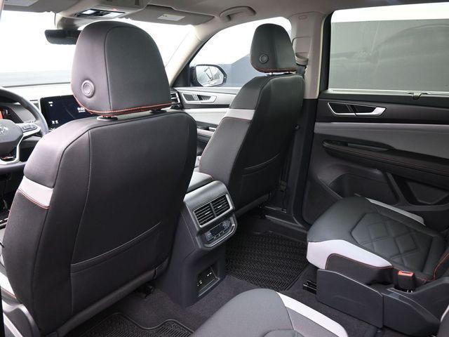 new 2026 Volkswagen Atlas car, priced at $48,479