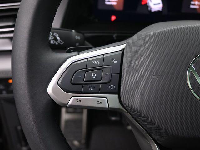 new 2025 Volkswagen Atlas car, priced at $39,999