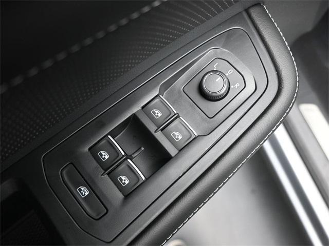 new 2026 Volkswagen Atlas car, priced at $44,017