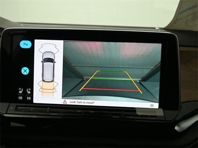 new 2026 Volkswagen Atlas car, priced at $44,017