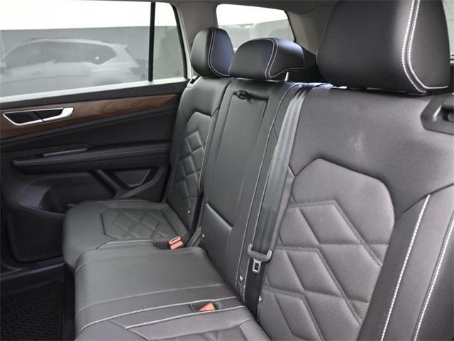 new 2026 Volkswagen Atlas car, priced at $40,798