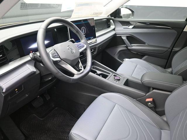 new 2026 Volkswagen Tiguan car, priced at $33,564