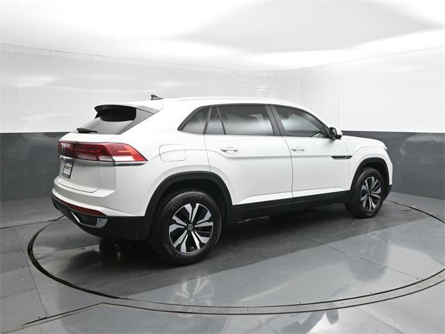 new 2026 Volkswagen Atlas Cross Sport car, priced at $40,998