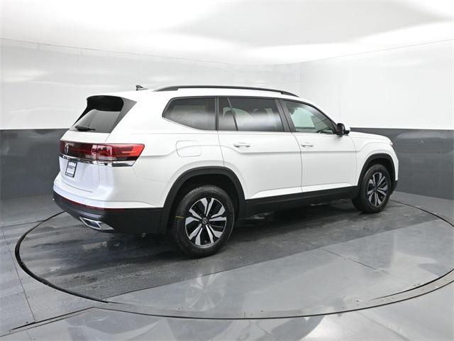new 2026 Volkswagen Atlas car, priced at $38,321