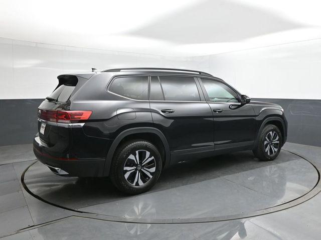 new 2026 Volkswagen Atlas car, priced at $35,498