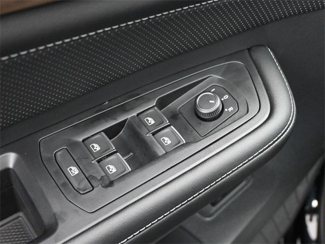 new 2026 Volkswagen Atlas car, priced at $46,285