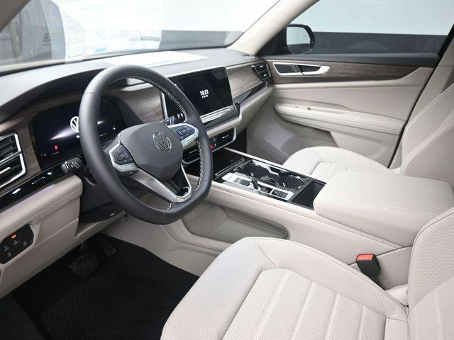 new 2026 Volkswagen Atlas car, priced at $47,404