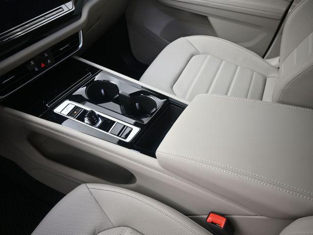 new 2026 Volkswagen Atlas car, priced at $47,404