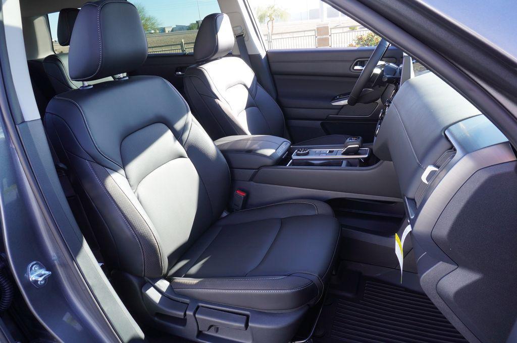 new 2026 Nissan Pathfinder car, priced at $44,431