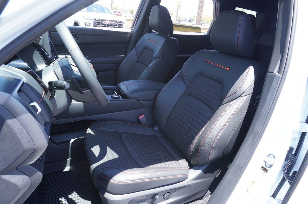 new 2026 Nissan Pathfinder car, priced at $41,976