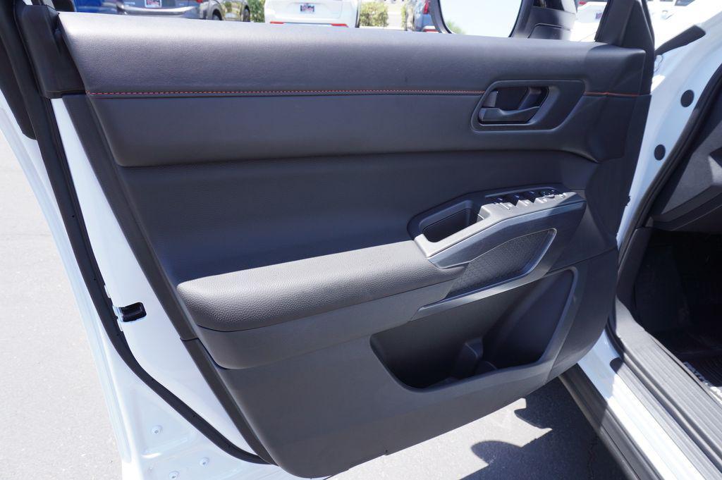 new 2026 Nissan Pathfinder car, priced at $41,976