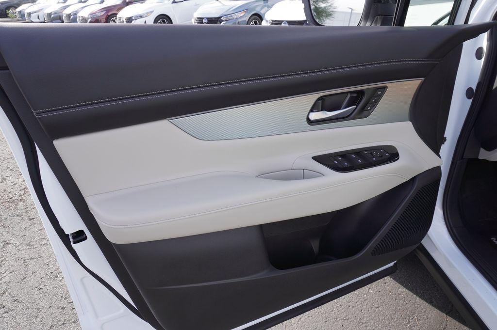 new 2026 Nissan Murano car, priced at $43,831