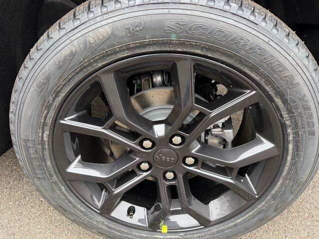 new 2025 Jeep Grand Cherokee car, priced at $49,485