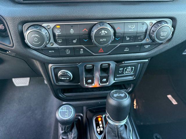 new 2025 Jeep Grand Cherokee car, priced at $43,170