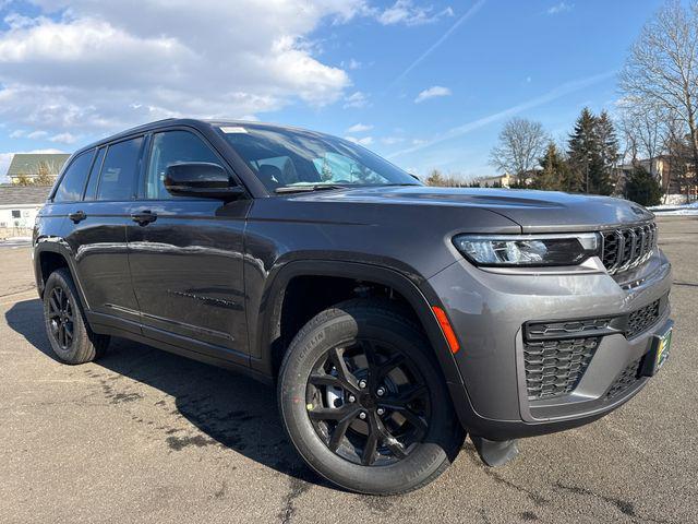 new 2026 Jeep Grand Cherokee car, priced at $46,359