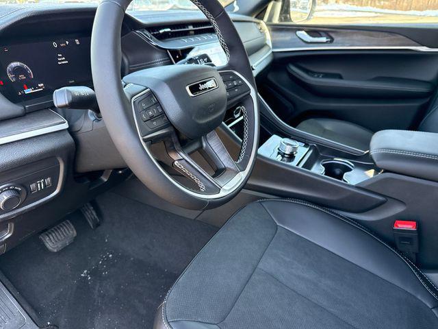 new 2026 Jeep Grand Cherokee car, priced at $46,359