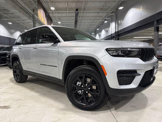 new 2025 Jeep Grand Cherokee car, priced at $45,411