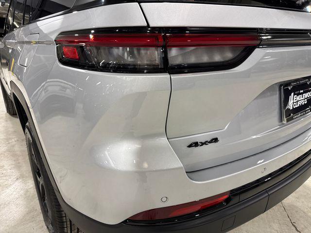 new 2025 Jeep Grand Cherokee car, priced at $45,411