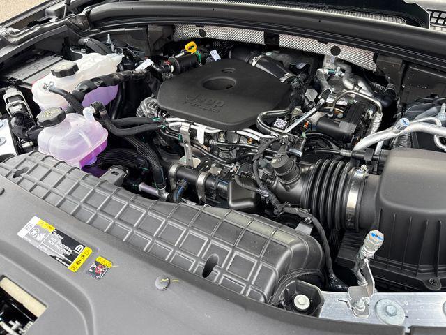 new 2026 Jeep Grand Cherokee car, priced at $47,970