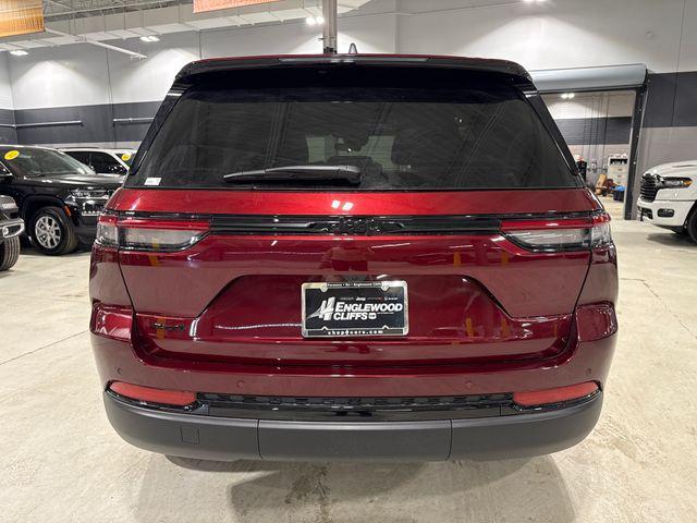 new 2025 Jeep Grand Cherokee car, priced at $45,261