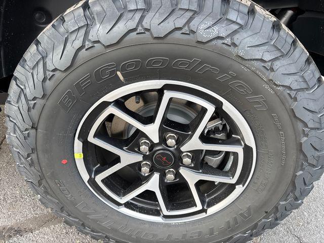 new 2026 Jeep Wrangler car, priced at $60,925