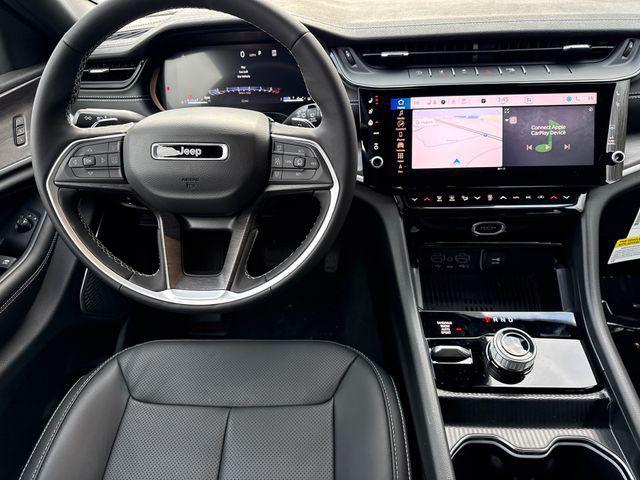 new 2026 Jeep Grand Cherokee car, priced at $54,000