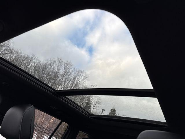 new 2026 Jeep Grand Cherokee car, priced at $54,000