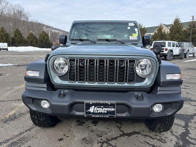 new 2026 Jeep Wrangler car, priced at $46,370