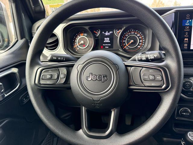 new 2026 Jeep Wrangler car, priced at $46,370