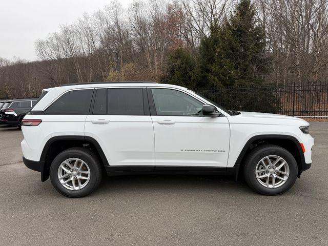 new 2025 Jeep Grand Cherokee car, priced at $37,468
