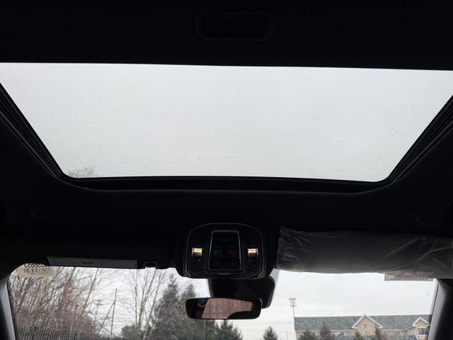 new 2025 Jeep Grand Cherokee car, priced at $37,468