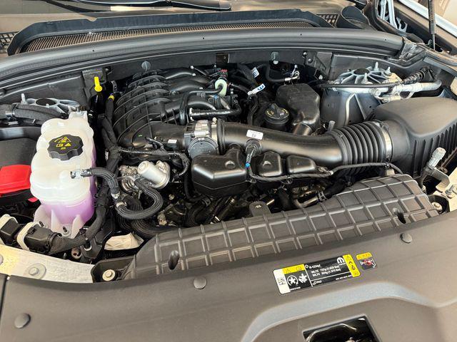 new 2025 Jeep Grand Cherokee L car, priced at $36,678