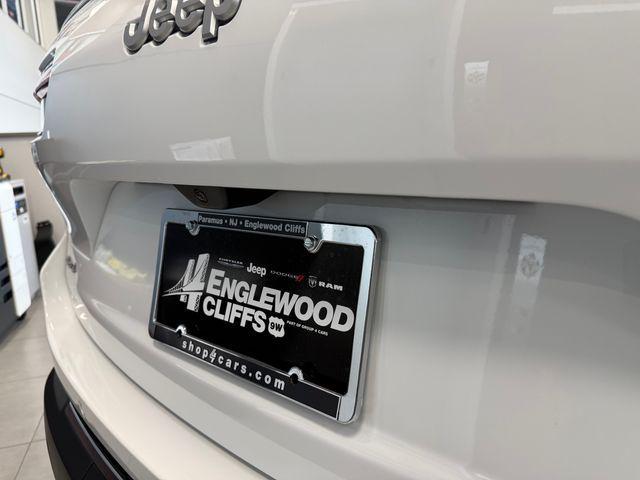 new 2025 Jeep Grand Cherokee L car, priced at $36,678