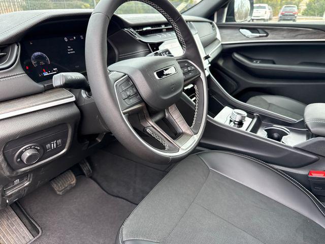 new 2026 Jeep Grand Cherokee car, priced at $45,743