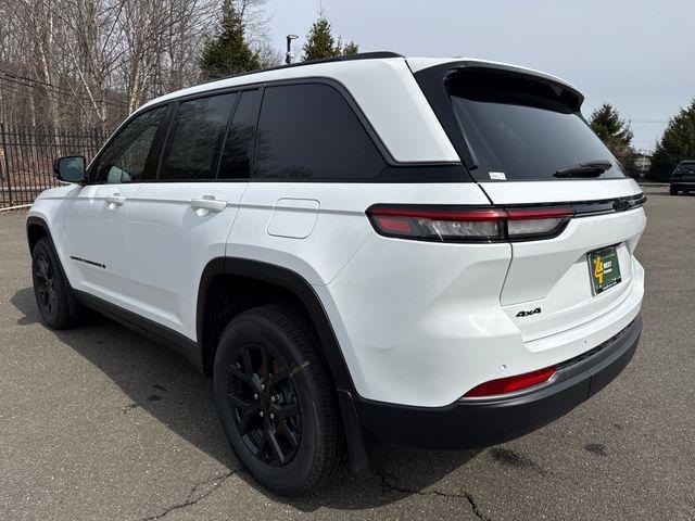 new 2026 Jeep Grand Cherokee car, priced at $45,207