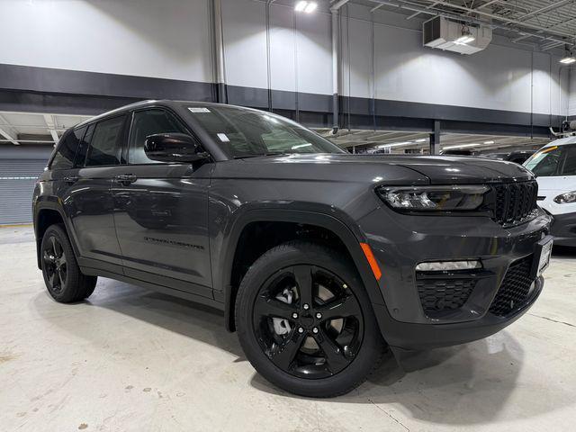 new 2025 Jeep Grand Cherokee car, priced at $51,835